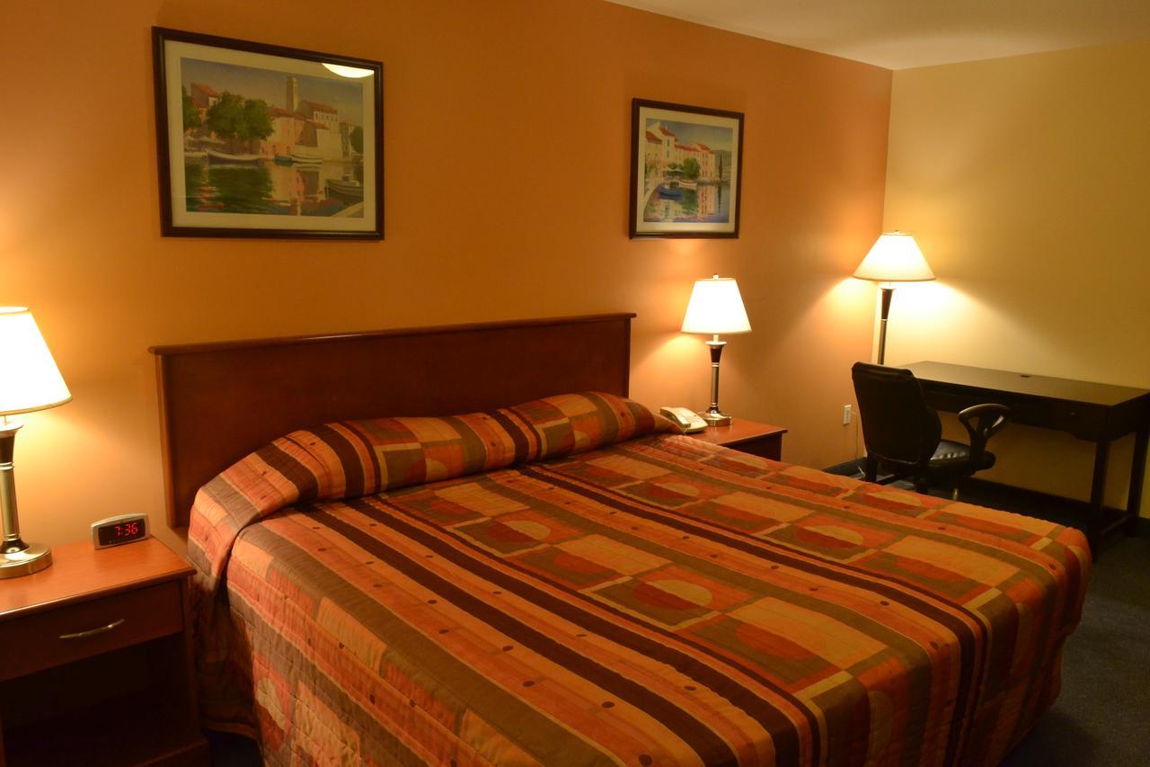 Aurora Park Inn & Suites Dawson Creek Eksteriør billede